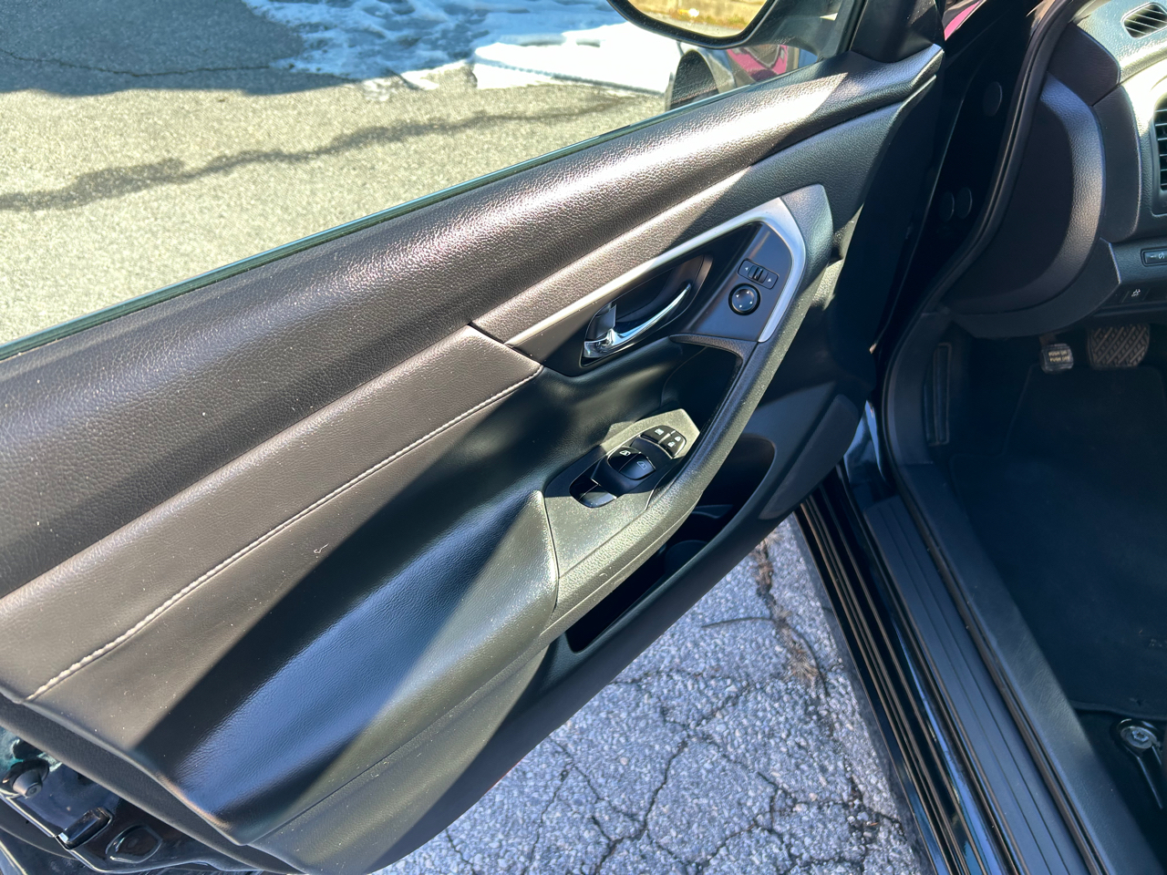 Nissan Altima 2.5 SV 2015