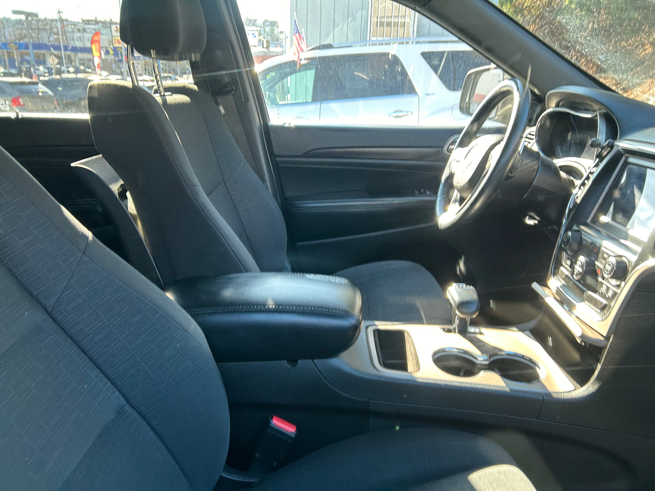 Jeep Grand Cherokee Laredo 4WD 2014