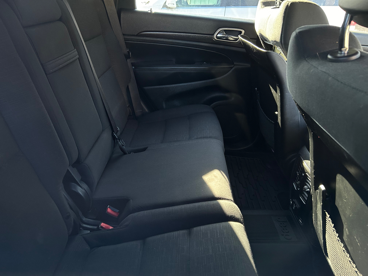 Jeep Grand Cherokee Laredo 4WD 2014