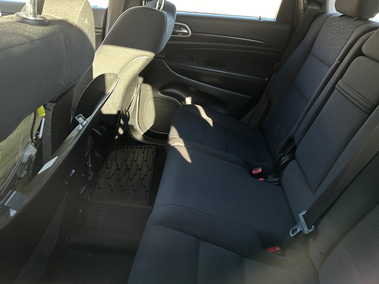 Jeep Grand Cherokee Laredo 4WD 2014