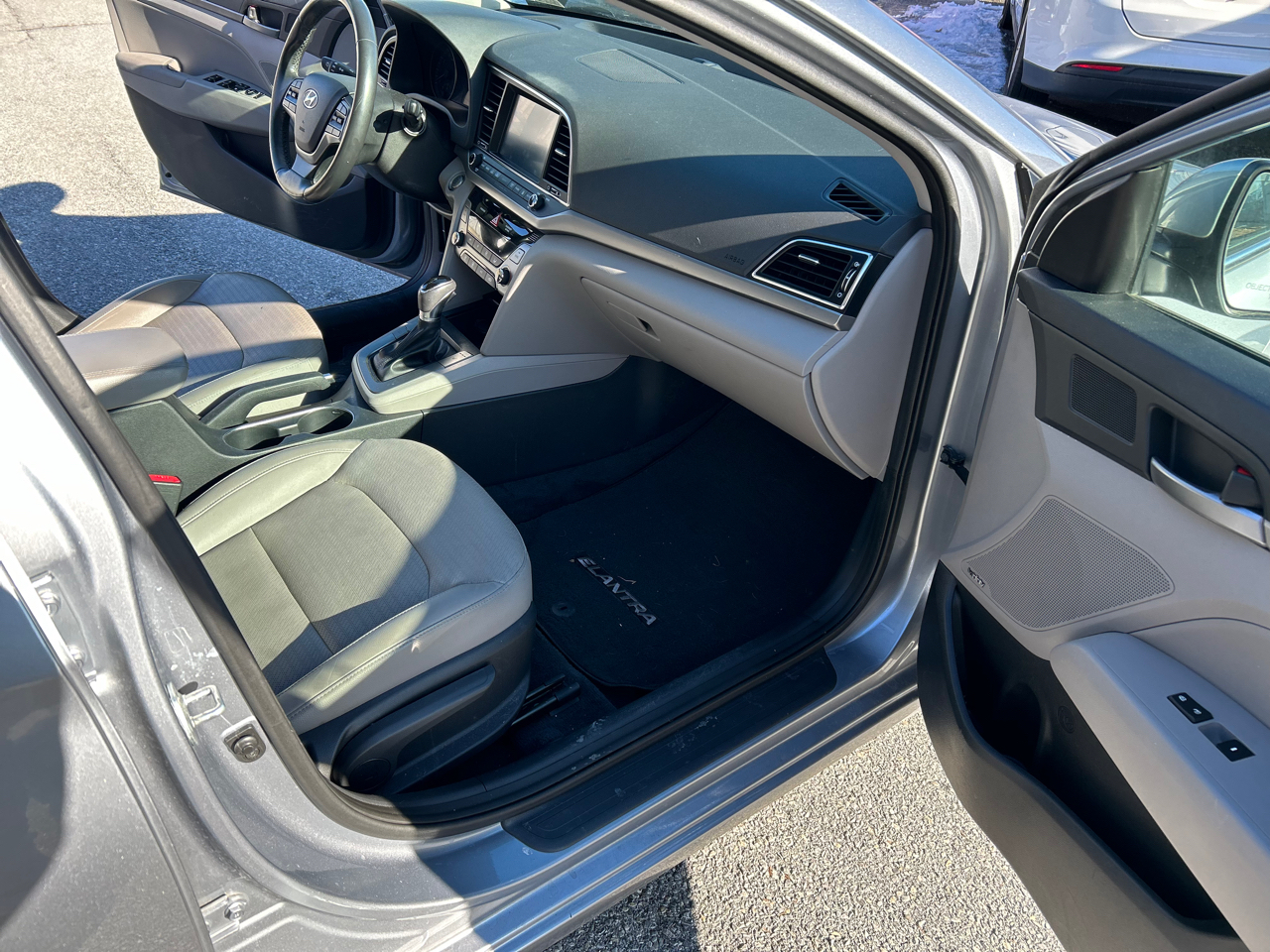 Hyundai Elantra Limited 2017