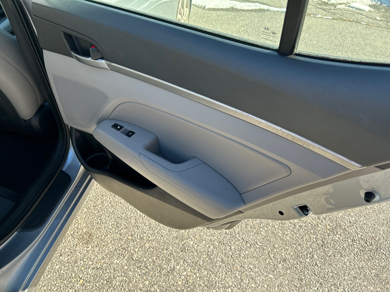 Hyundai Elantra Limited 2017