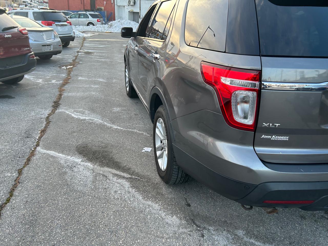 Ford Explorer XLT 4WD 2012