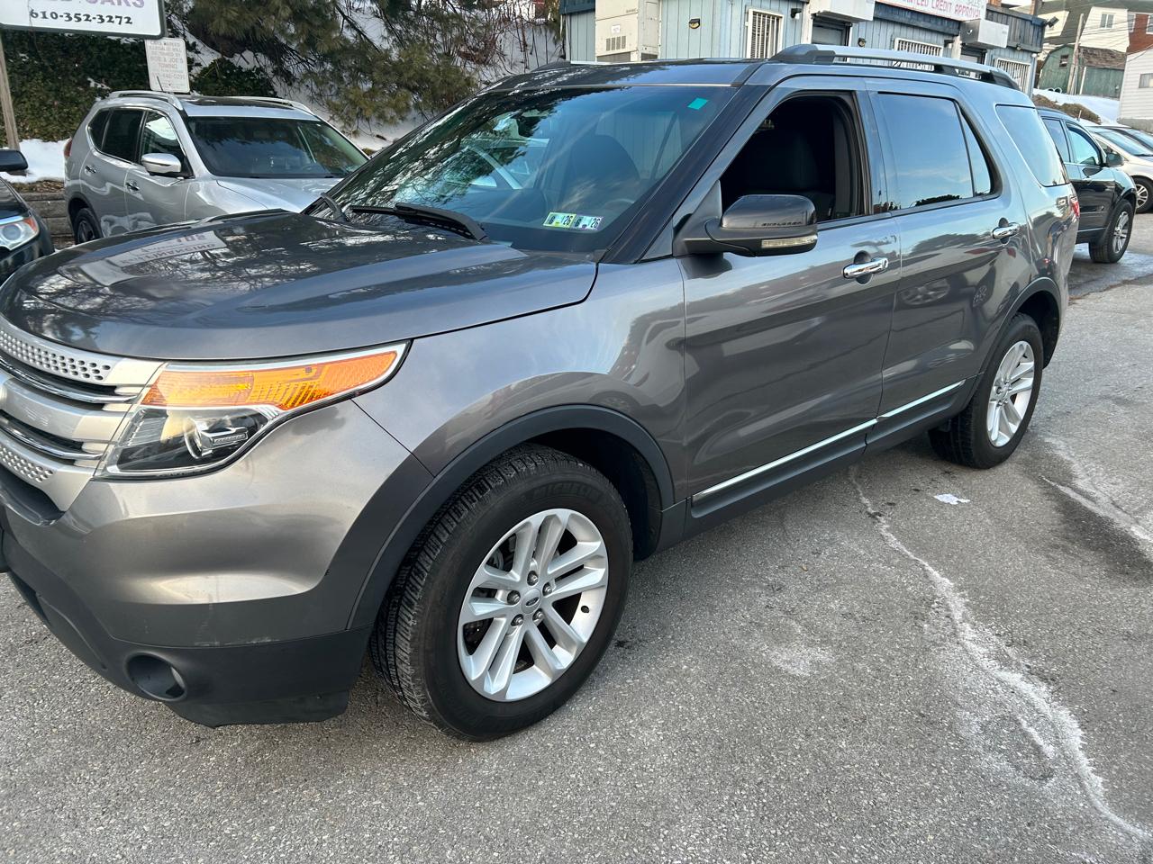 Ford Explorer XLT 4WD 2012