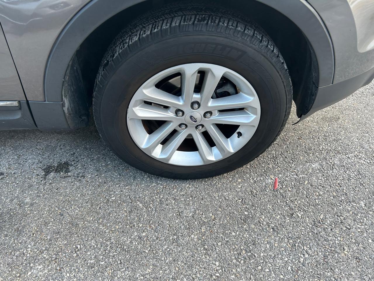 Ford Explorer XLT 4WD 2012