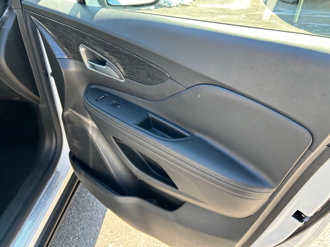 Buick Encore Base FWD 2016