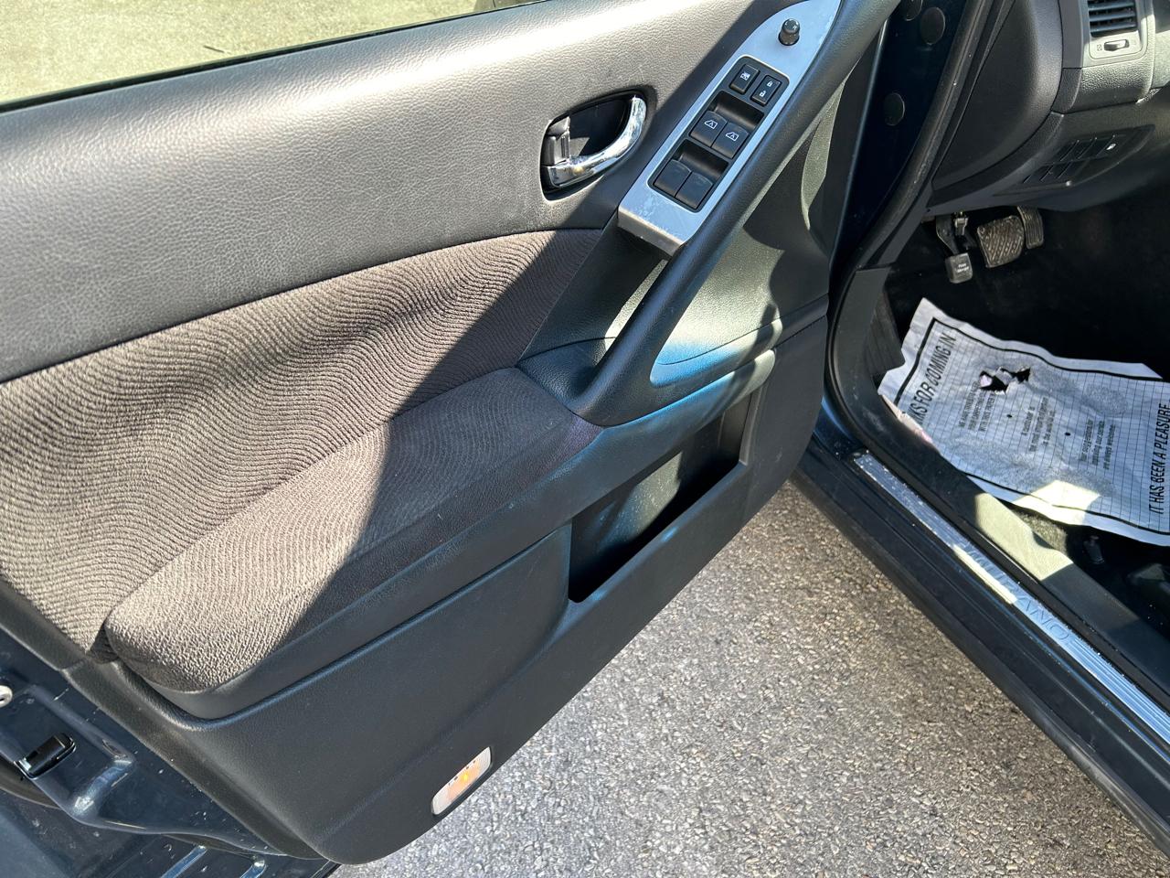 Nissan Murano SV AWD 2014