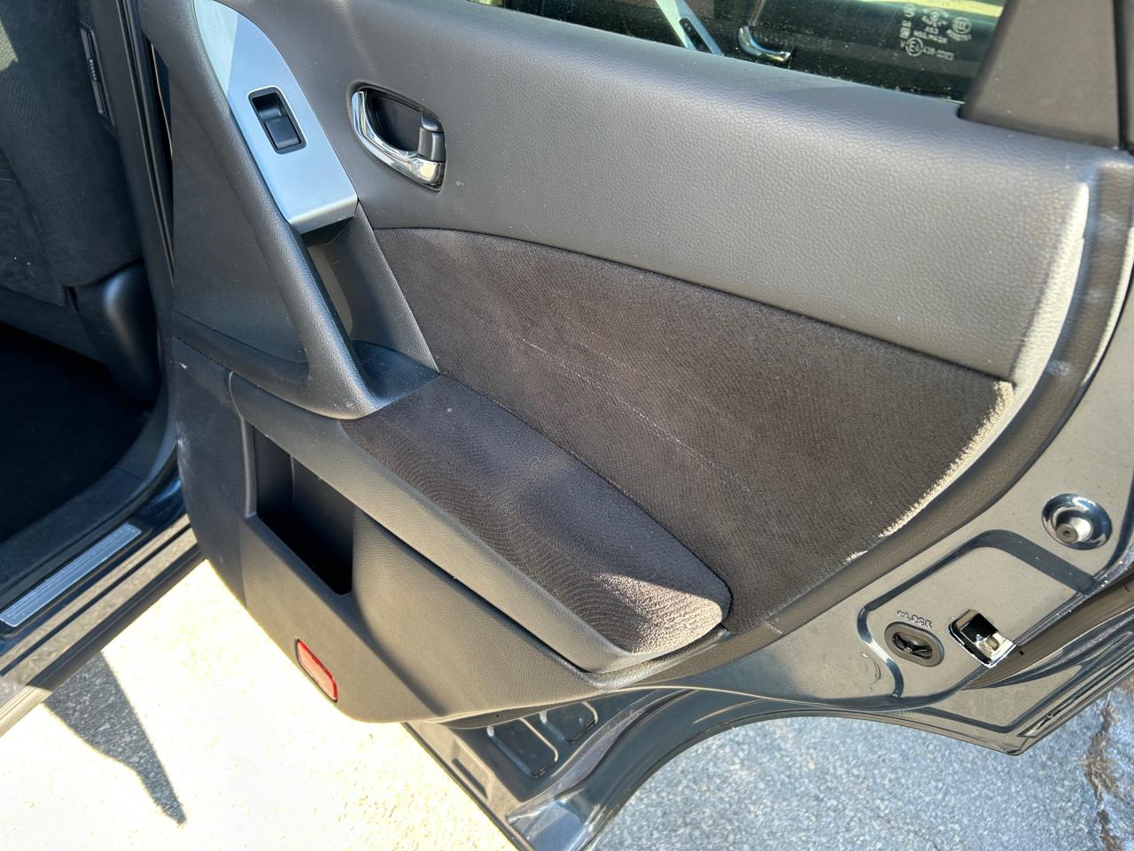 Nissan Murano SV AWD 2014