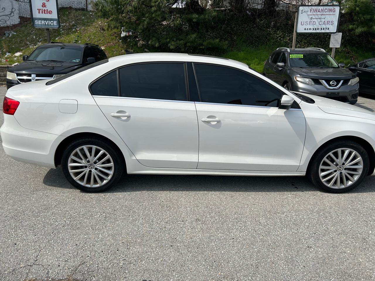 Volkswagen Jetta SEL PZEV 2012