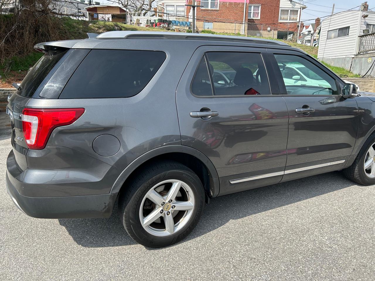 Ford Explorer XLT 4WD 2016
