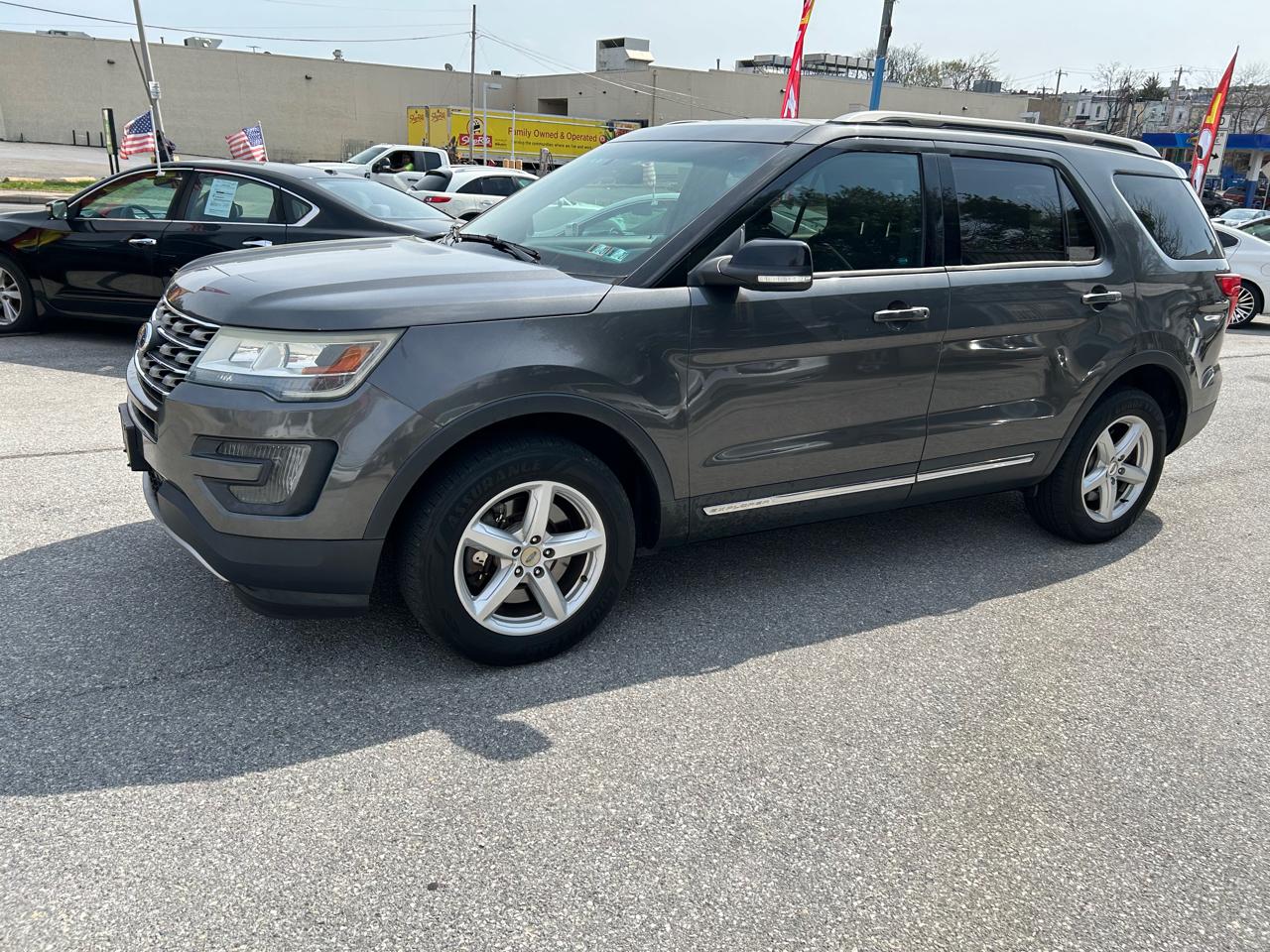 Ford Explorer XLT 4WD 2016