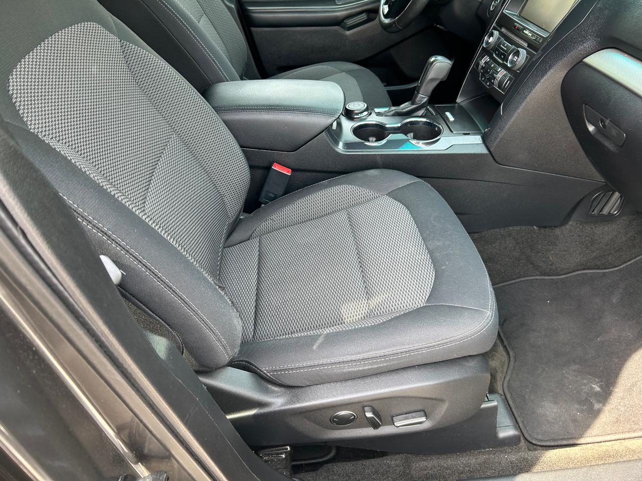 Ford Explorer XLT 4WD 2016