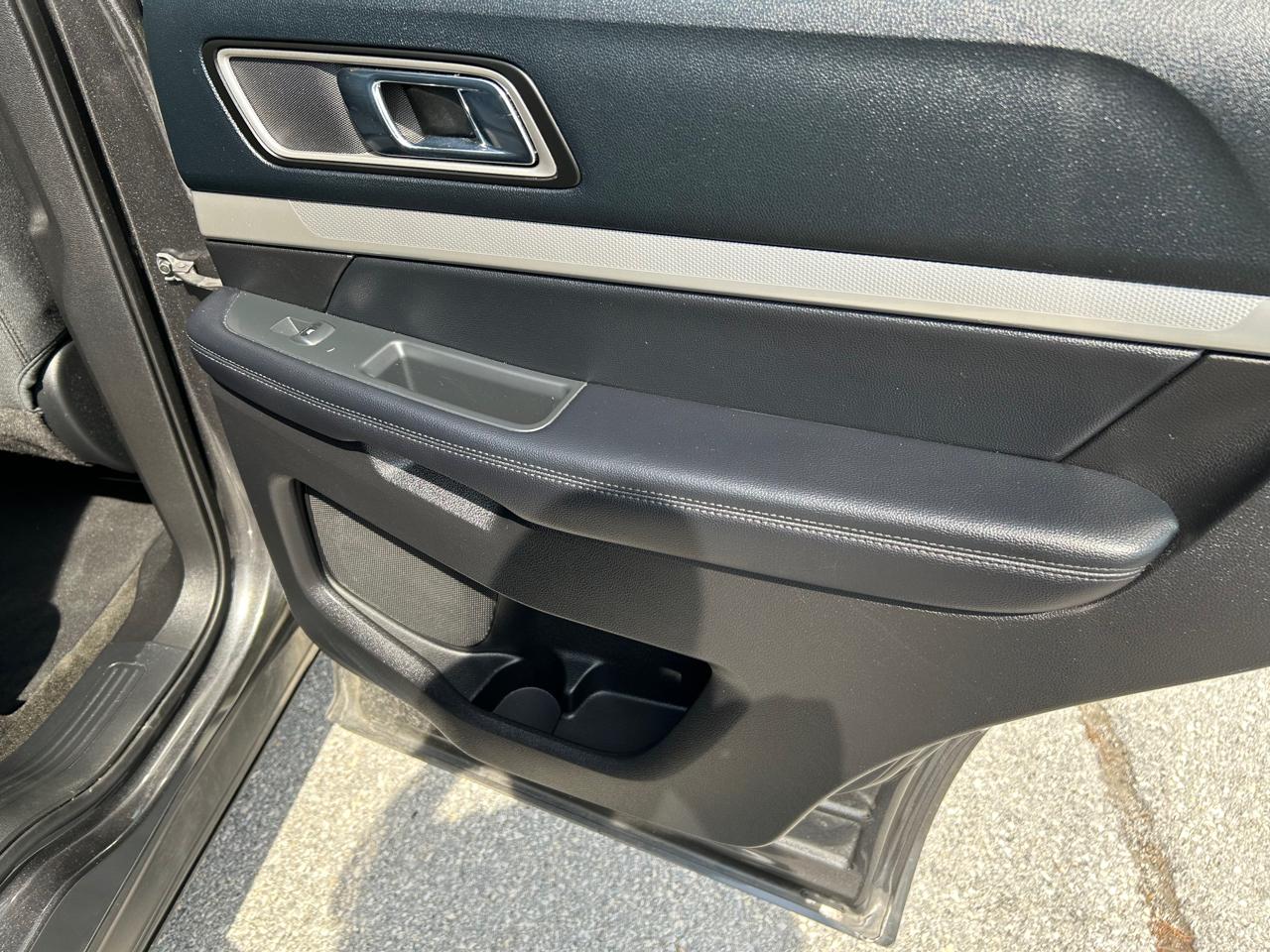 Ford Explorer XLT 4WD 2016