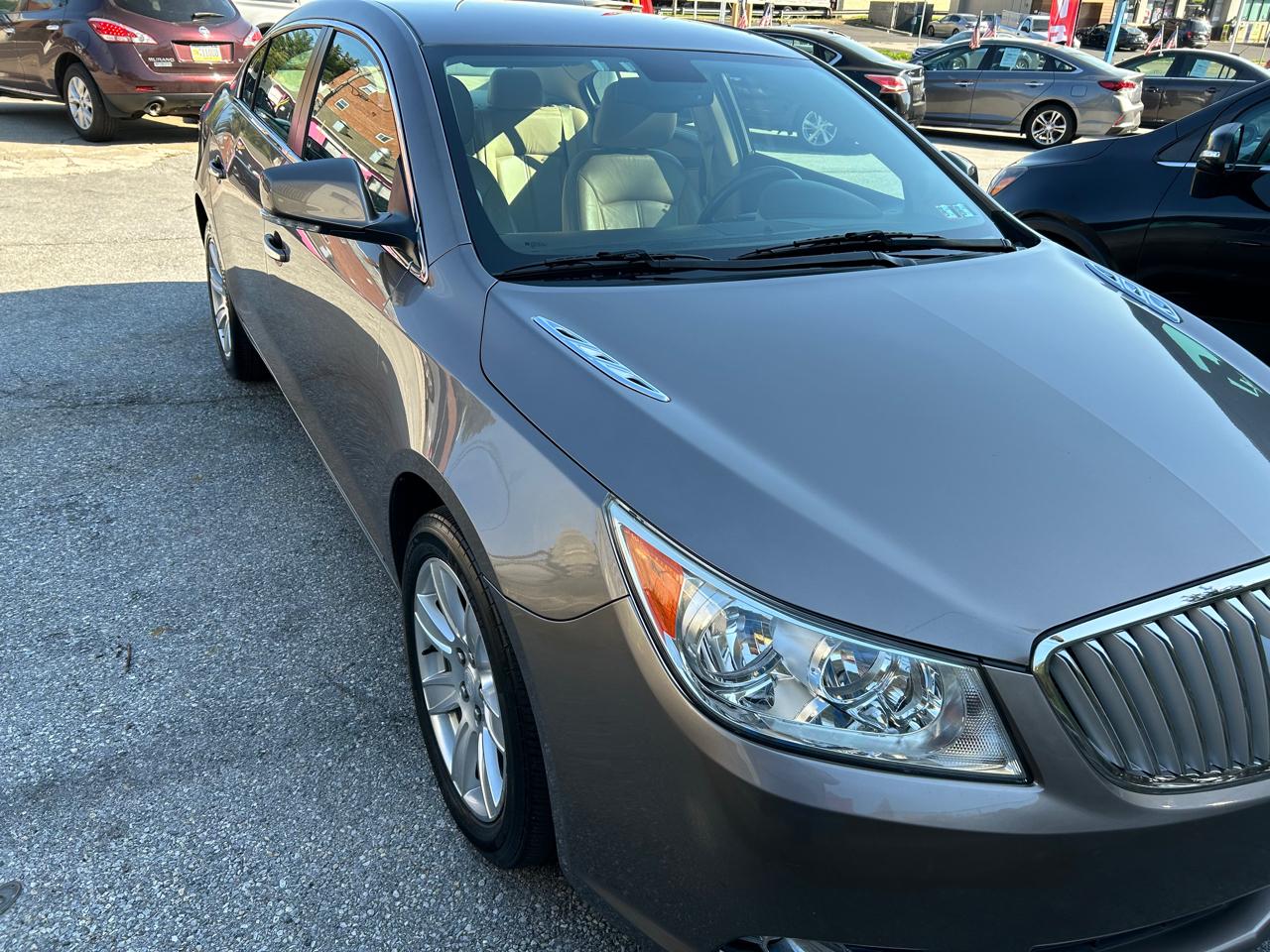 Buick LaCrosse CXL AWD 2011