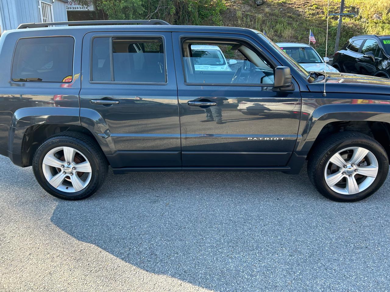 Jeep Patriot Latitude 2WD 2014