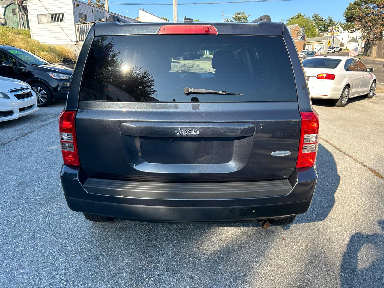 Jeep Patriot Latitude 2WD 2014