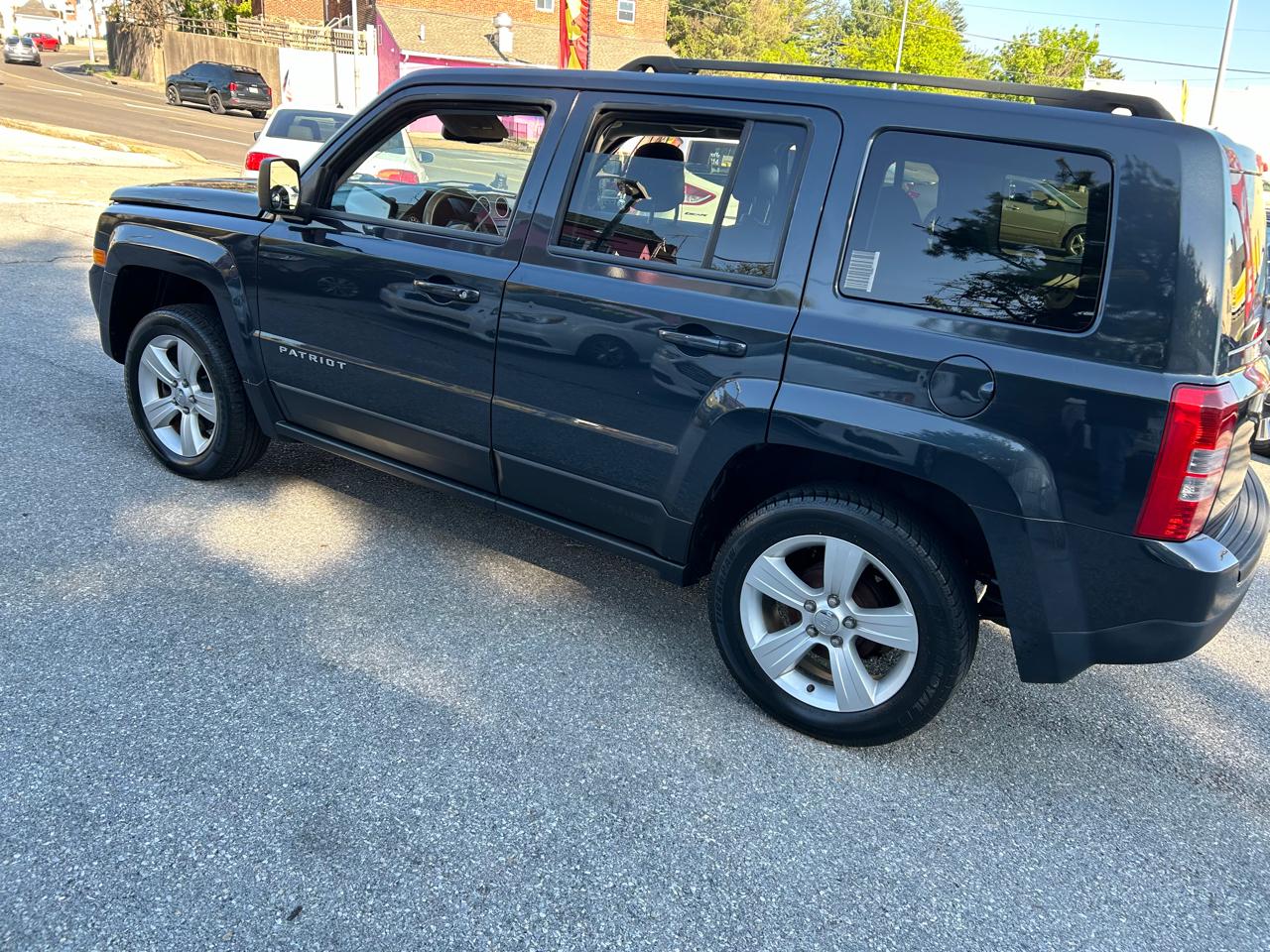 Jeep Patriot Latitude 2WD 2014