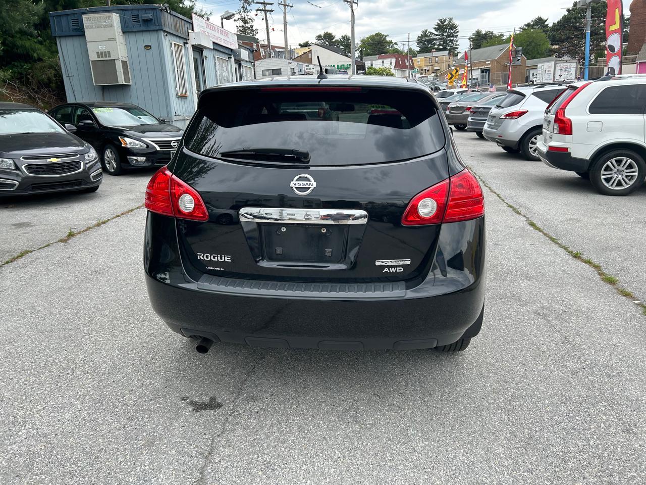 Nissan Rogue S AWD 2013