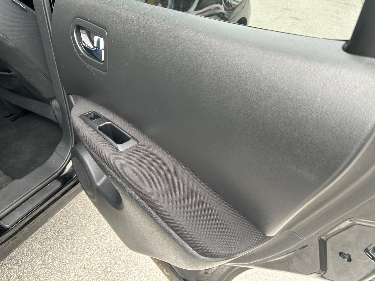 Nissan Rogue S AWD 2013