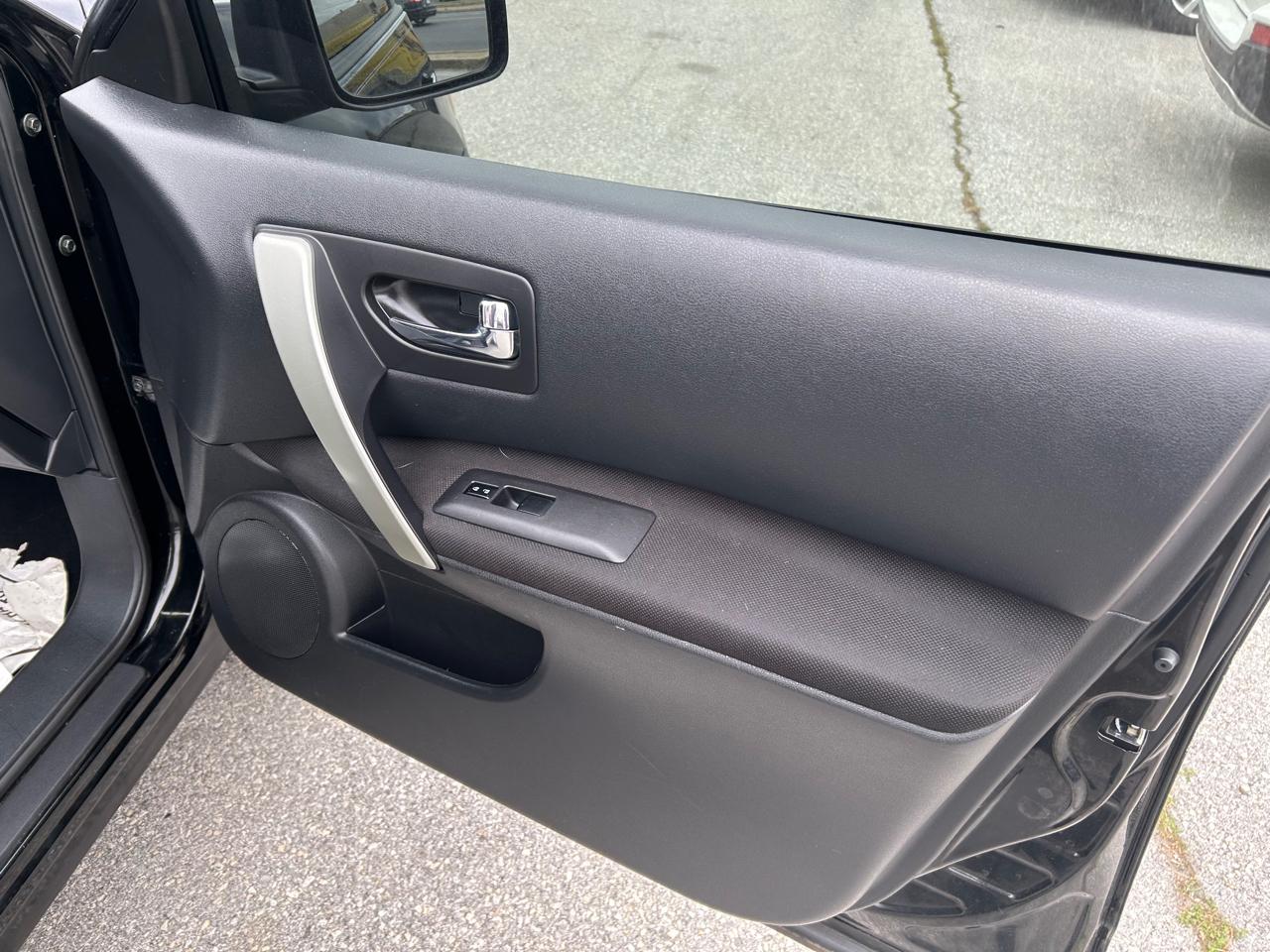 Nissan Rogue S AWD 2013