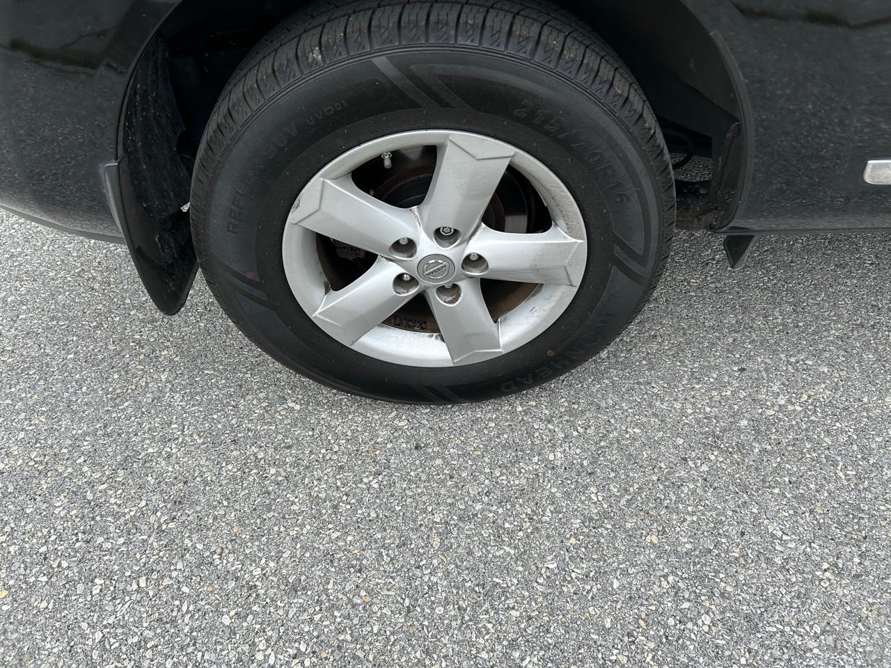 Nissan Rogue S AWD 2013