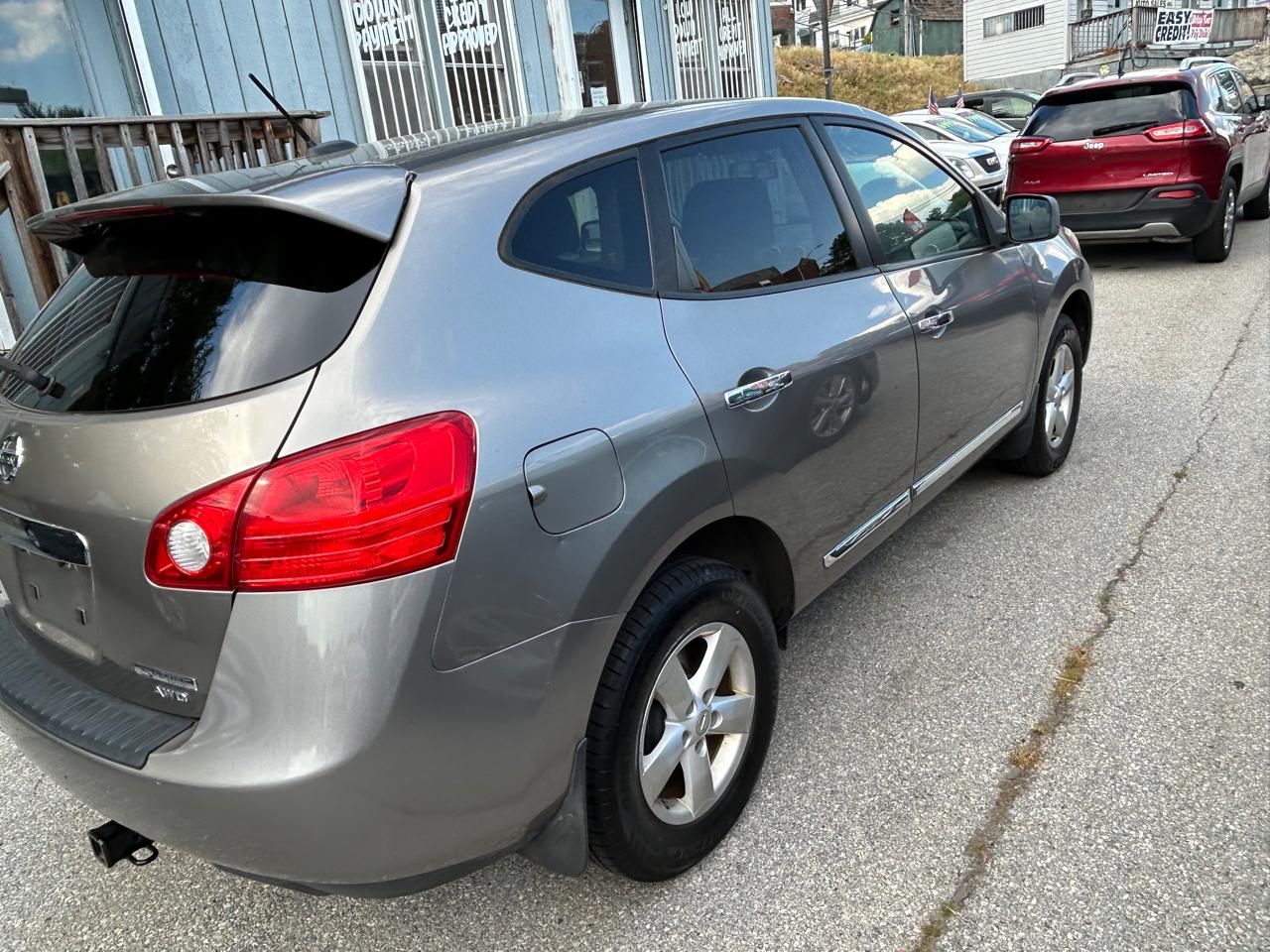 Nissan Rogue S AWD 2012