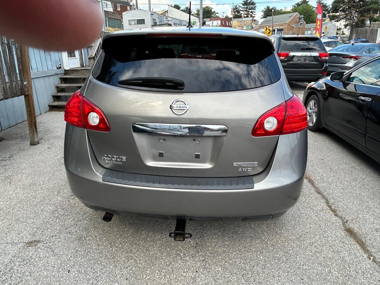 Nissan Rogue S AWD 2012