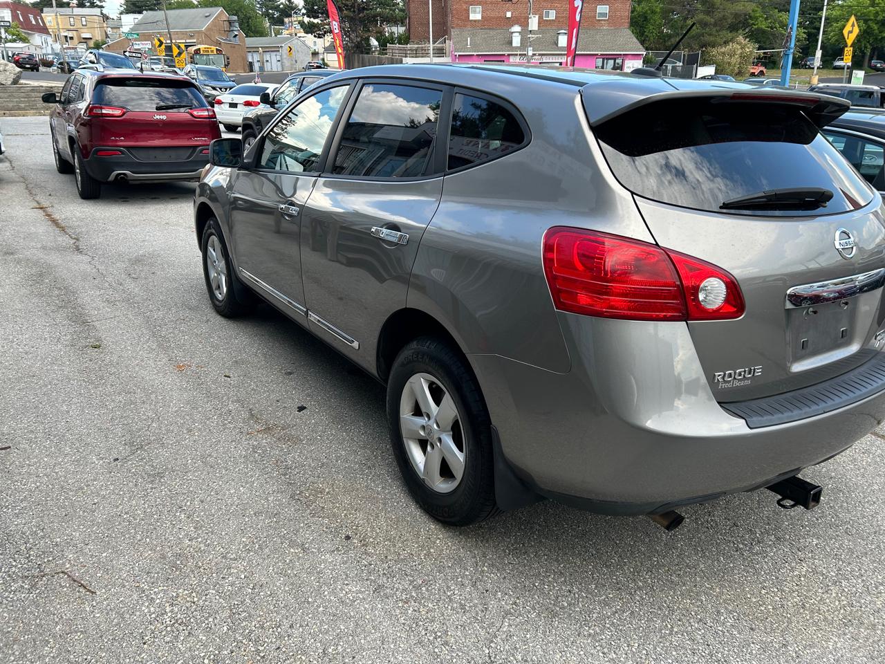 Nissan Rogue S AWD 2012