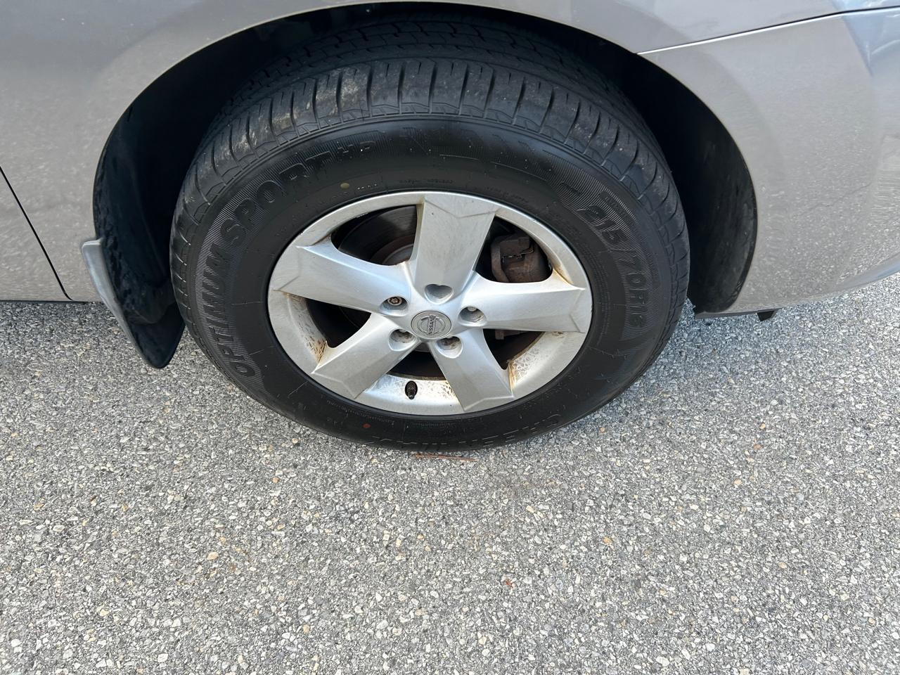Nissan Rogue S AWD 2012
