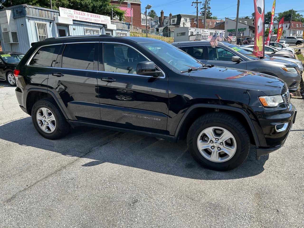 Jeep Grand Cherokee Laredo 4WD 2017