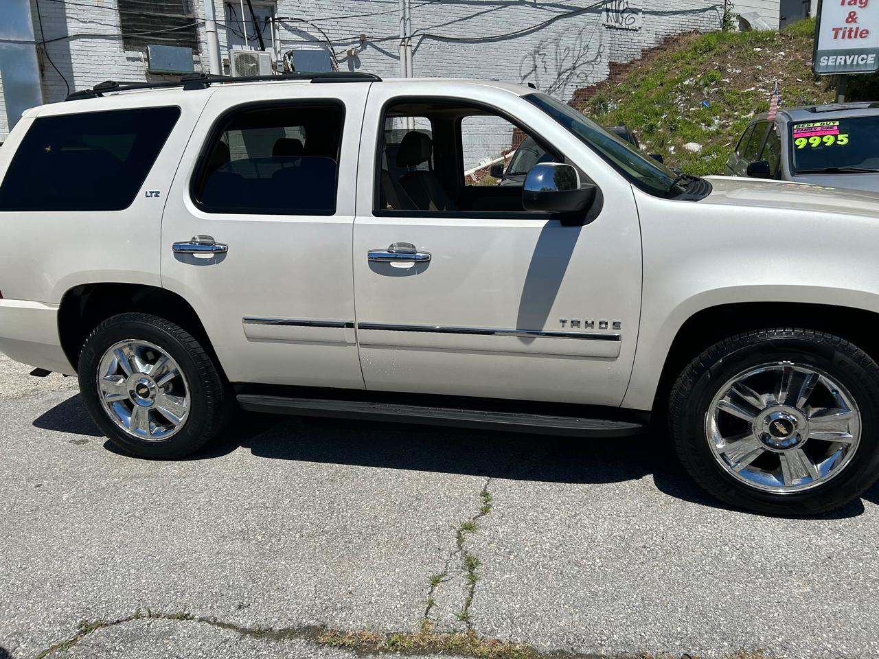 Chevrolet Tahoe LTZ 4WD 2010