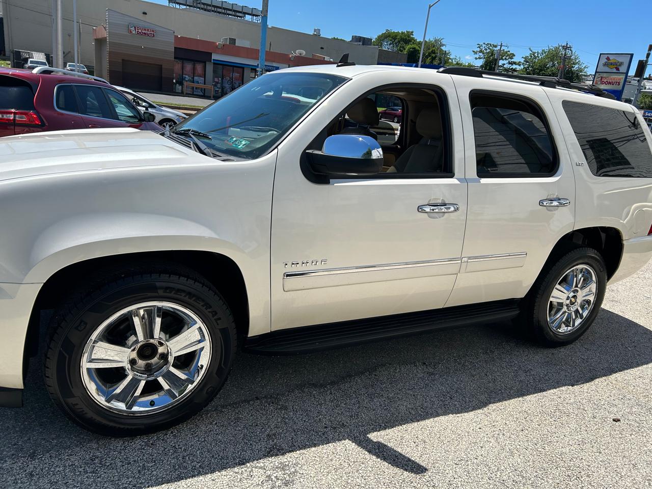 Chevrolet Tahoe LTZ 4WD 2010