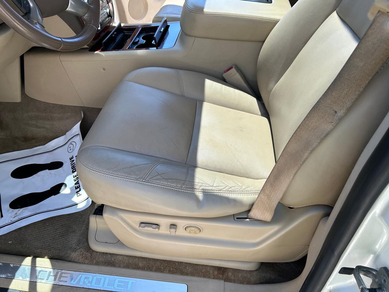 Chevrolet Tahoe LTZ 4WD 2010