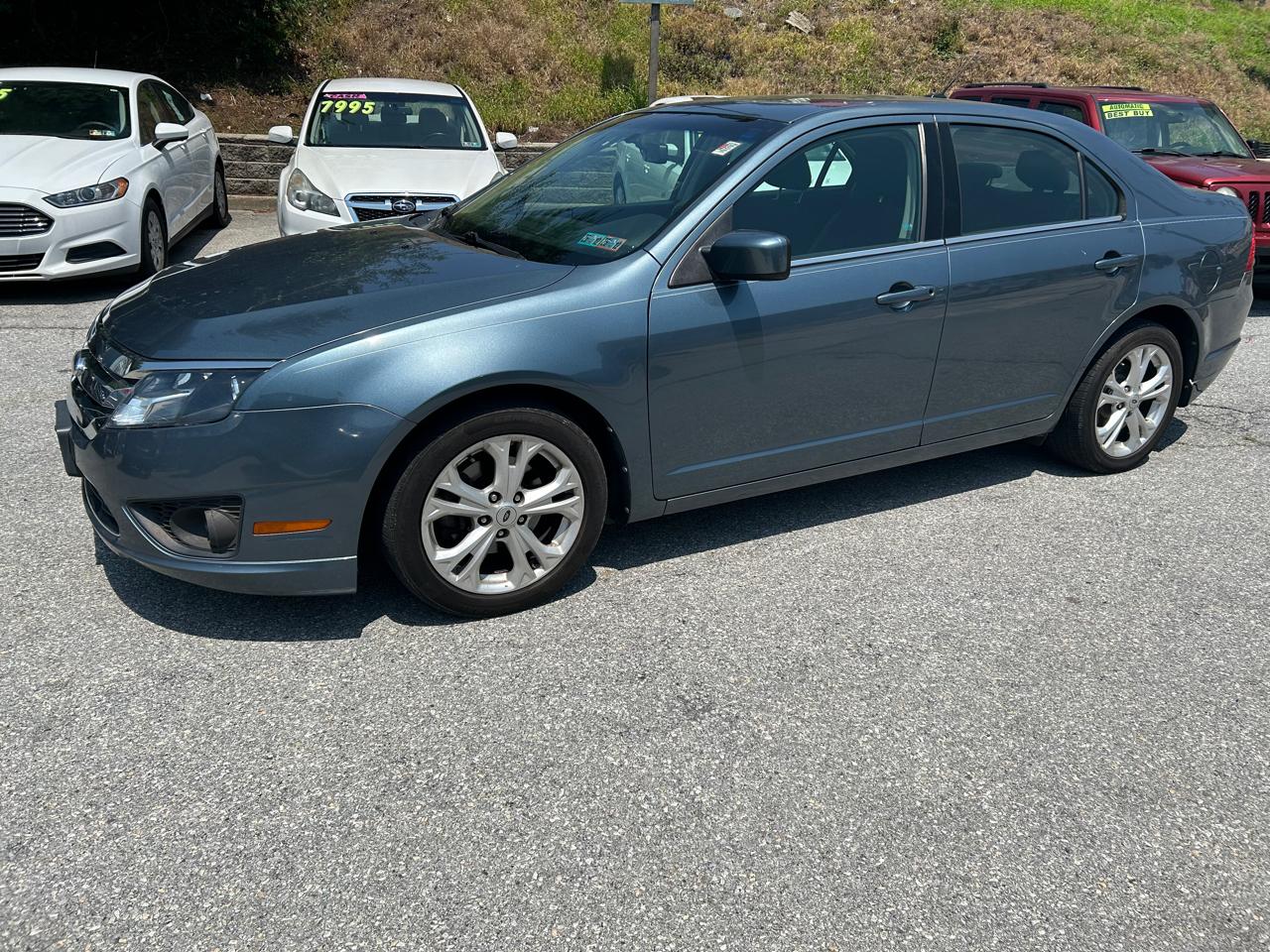 Ford Fusion SE 2012