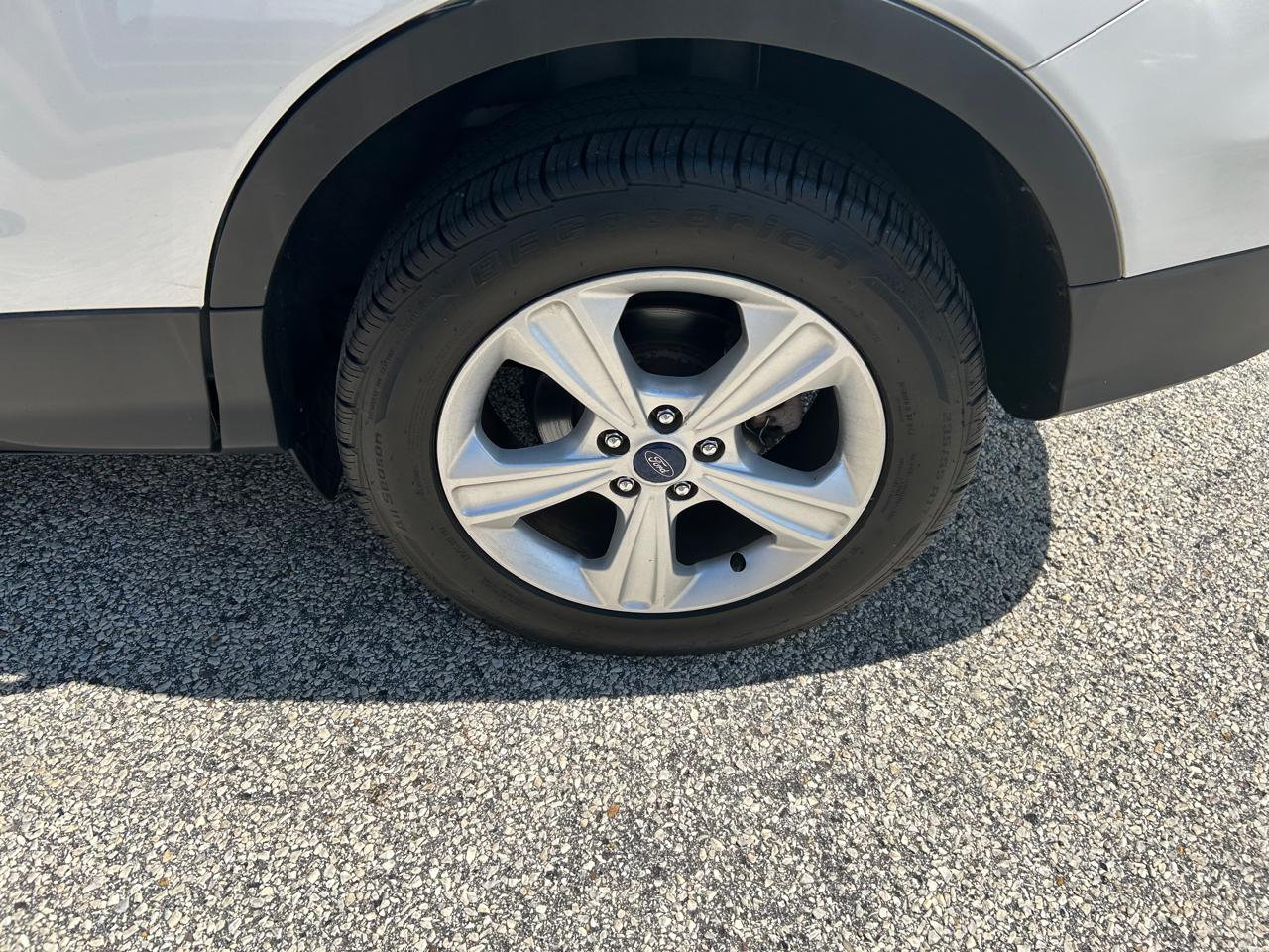 Ford Escape SE FWD 2014