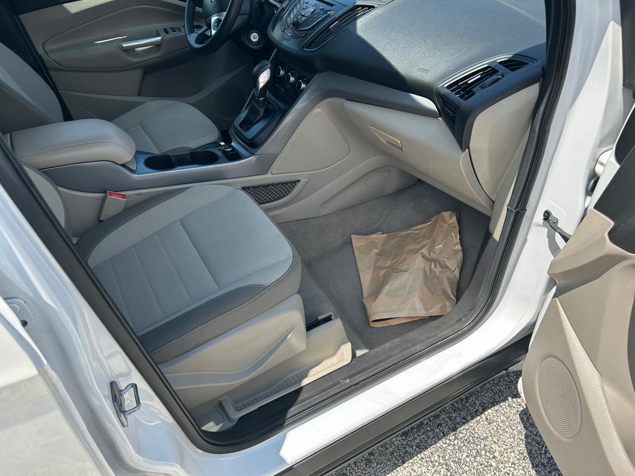Ford Escape SE FWD 2014
