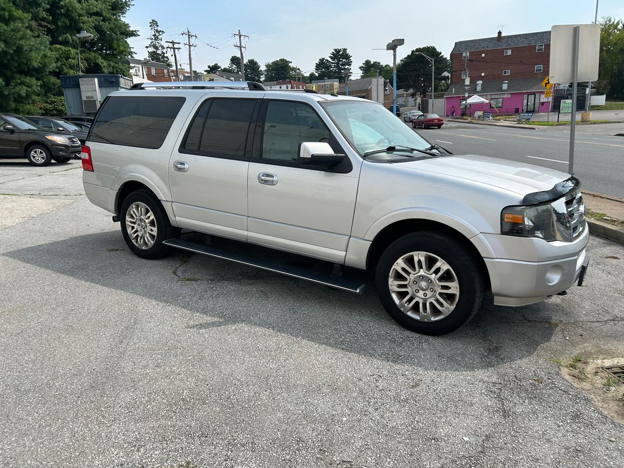 Ford Expedition EL Limited 4WD 2011