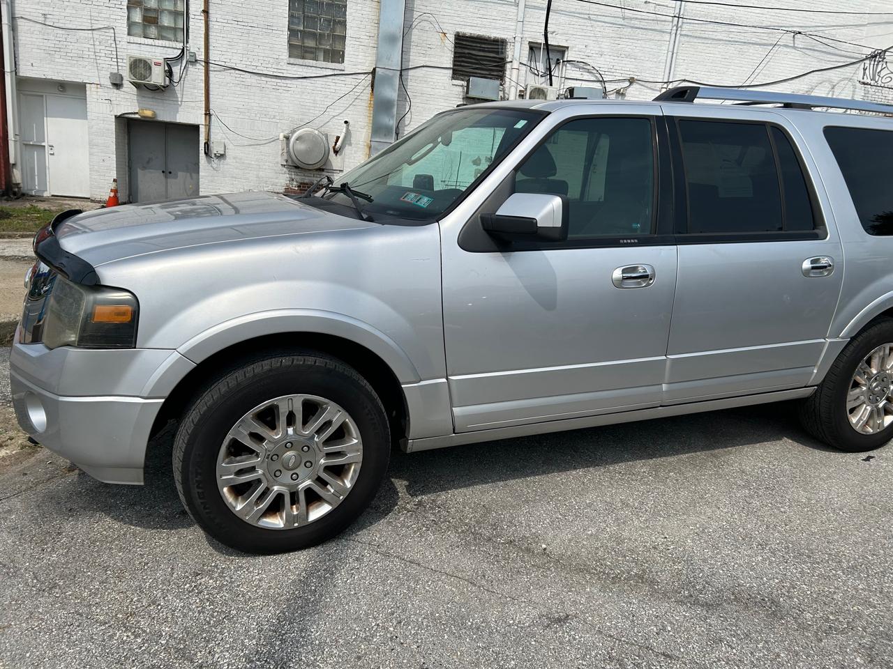 Ford Expedition EL Limited 4WD 2011