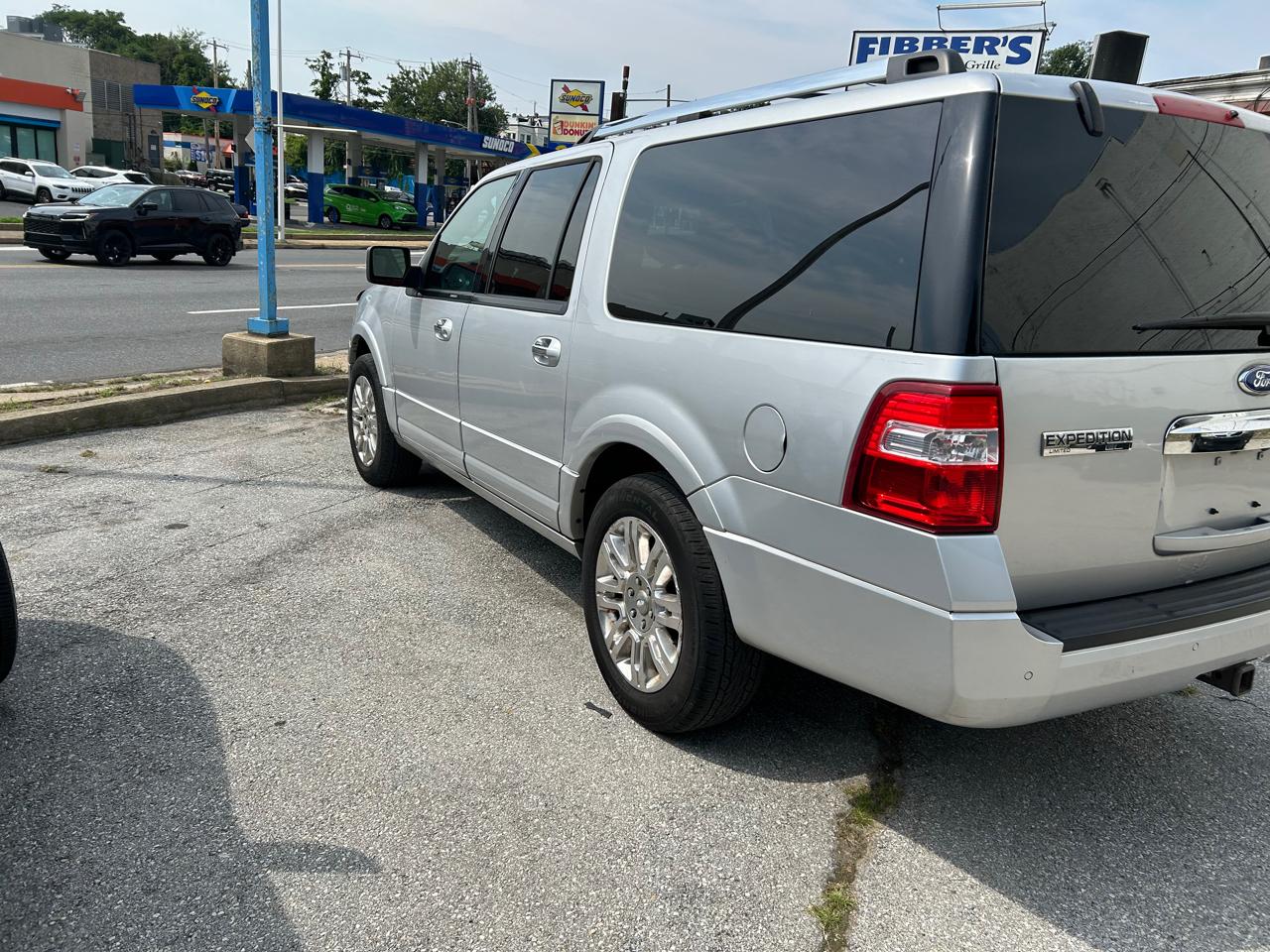 Ford Expedition EL Limited 4WD 2011