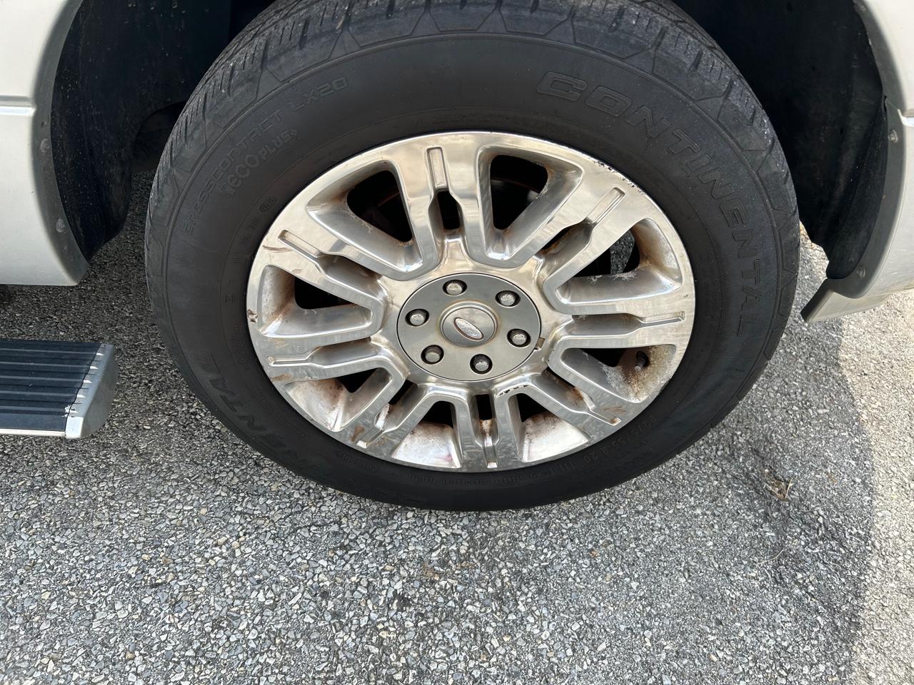 Ford Expedition EL Limited 4WD 2011
