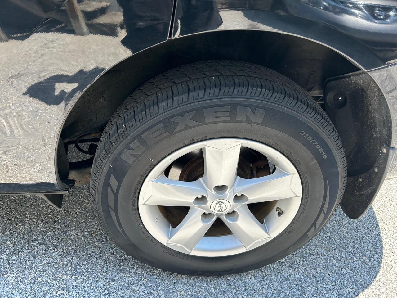 Nissan Rogue S AWD 2012