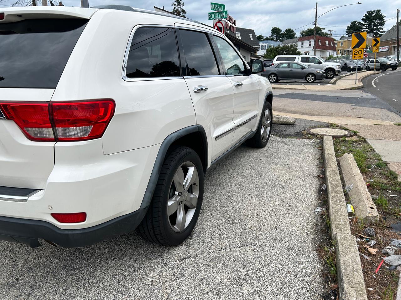 Jeep Grand Cherokee Limited 4WD 2012