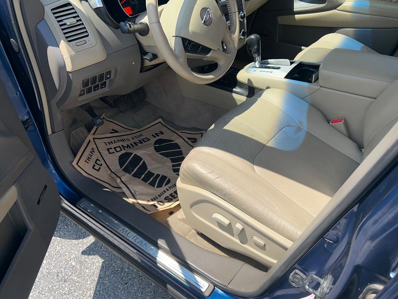 Nissan Murano SL AWD 2010