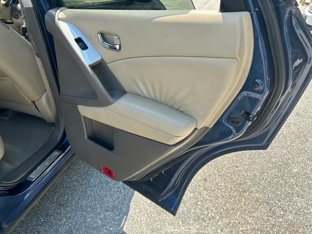 Nissan Murano SL AWD 2010