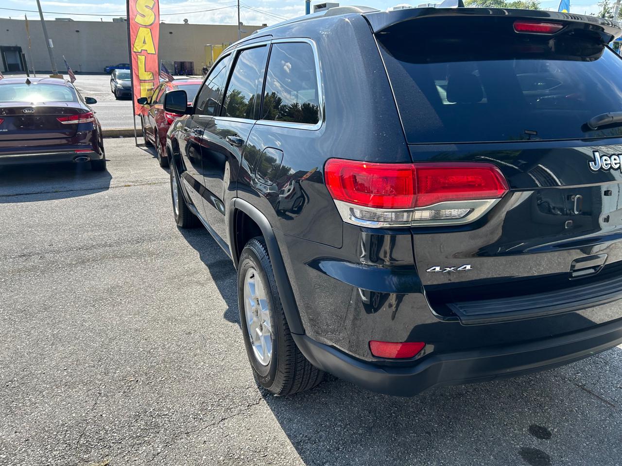 Jeep Grand Cherokee Laredo 4WD 2015