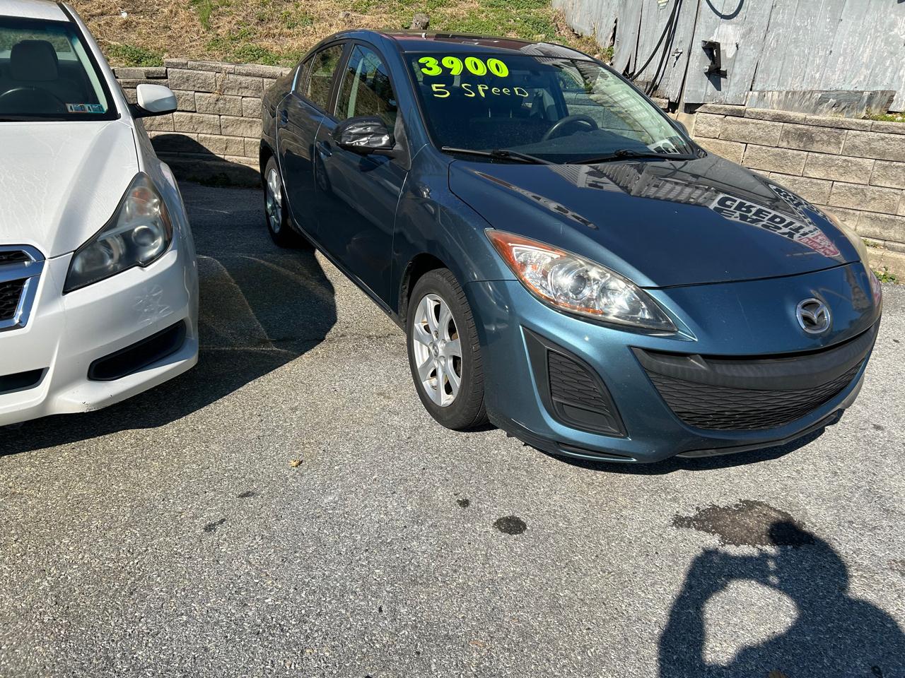 Mazda MAZDA3 i Touring 4-door 2011