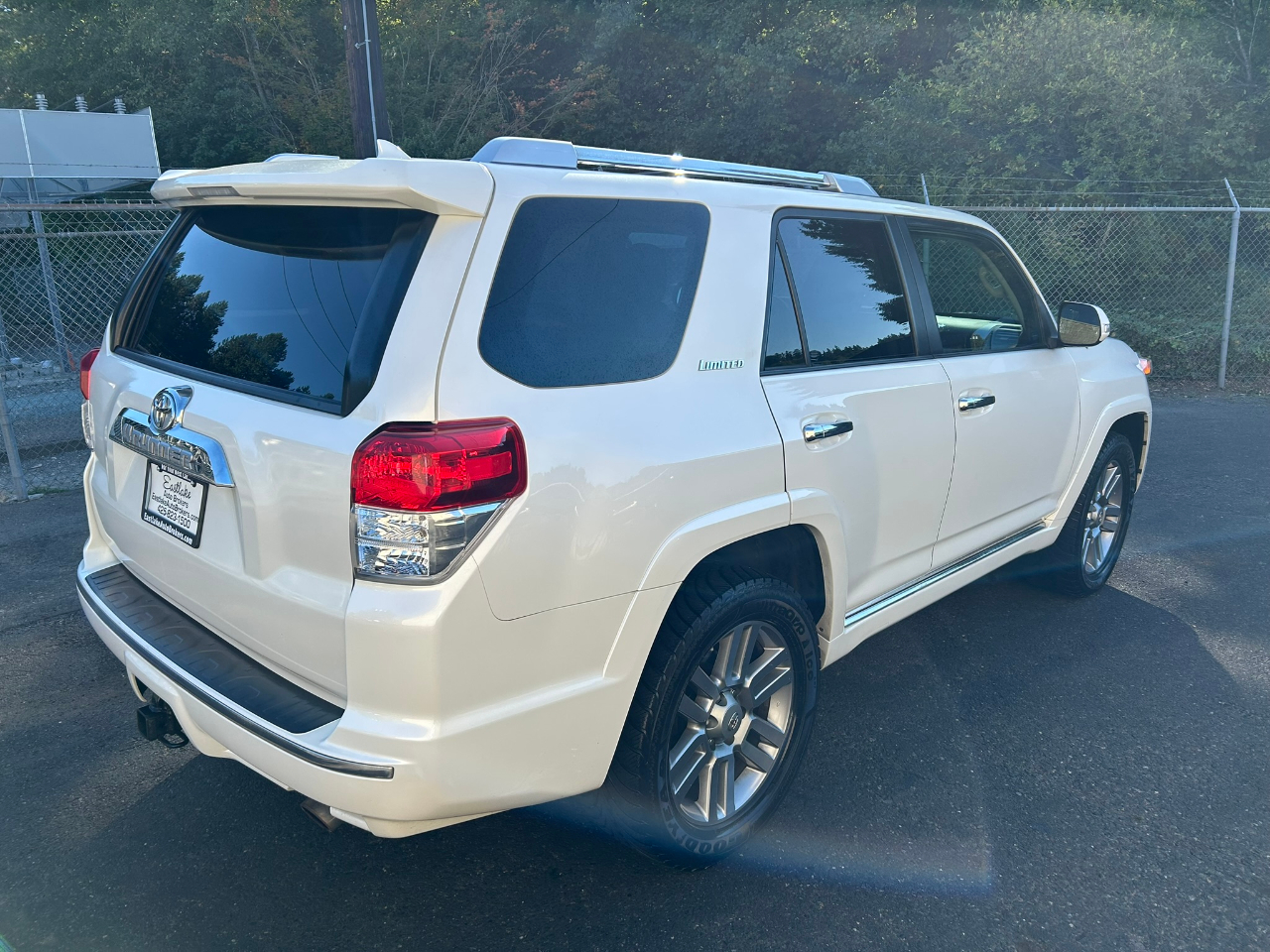 2010 Toyota 4Runner Limited 4WD V6 photo 4