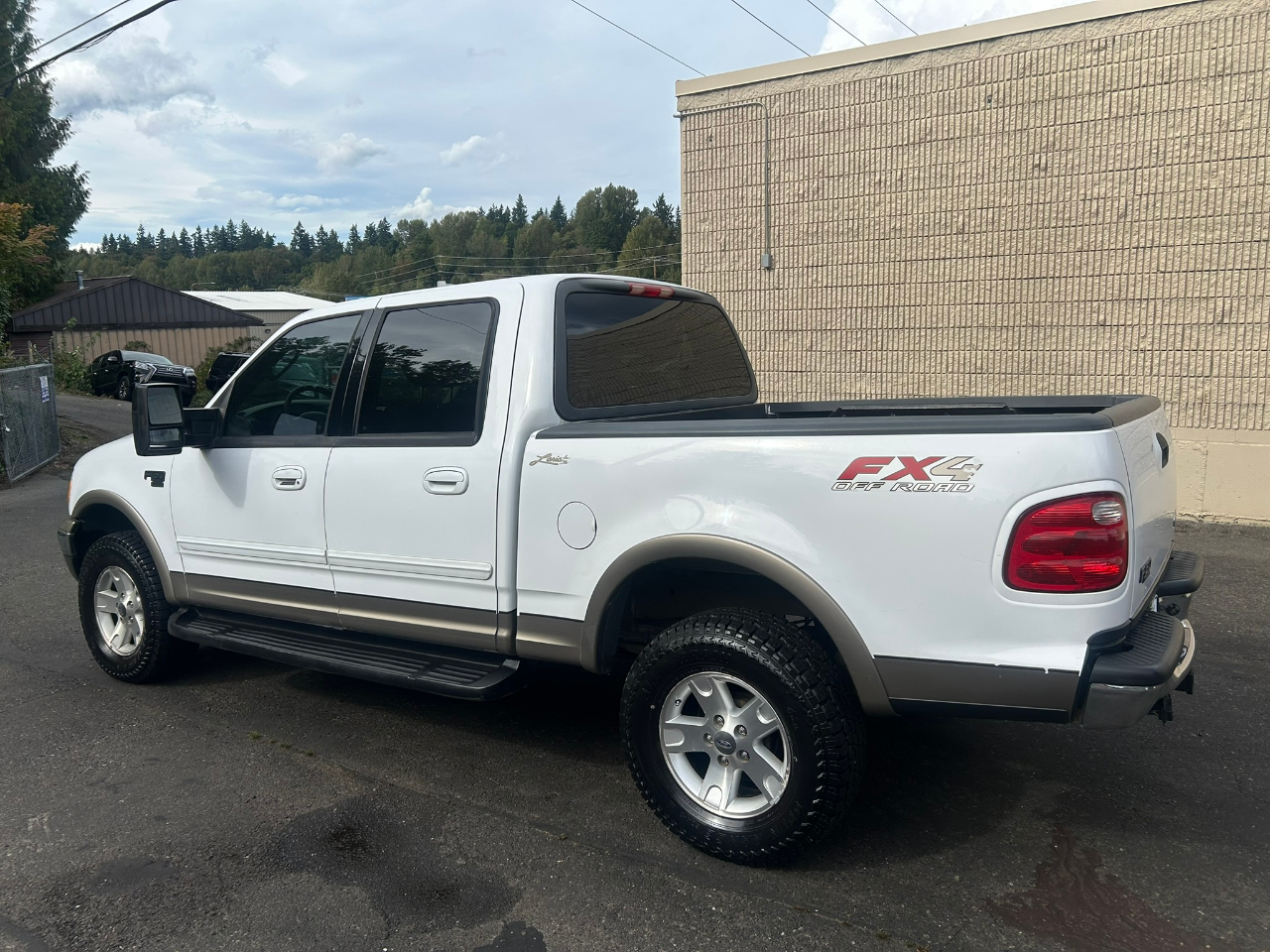2002 Ford F-150 Lariat photo 7