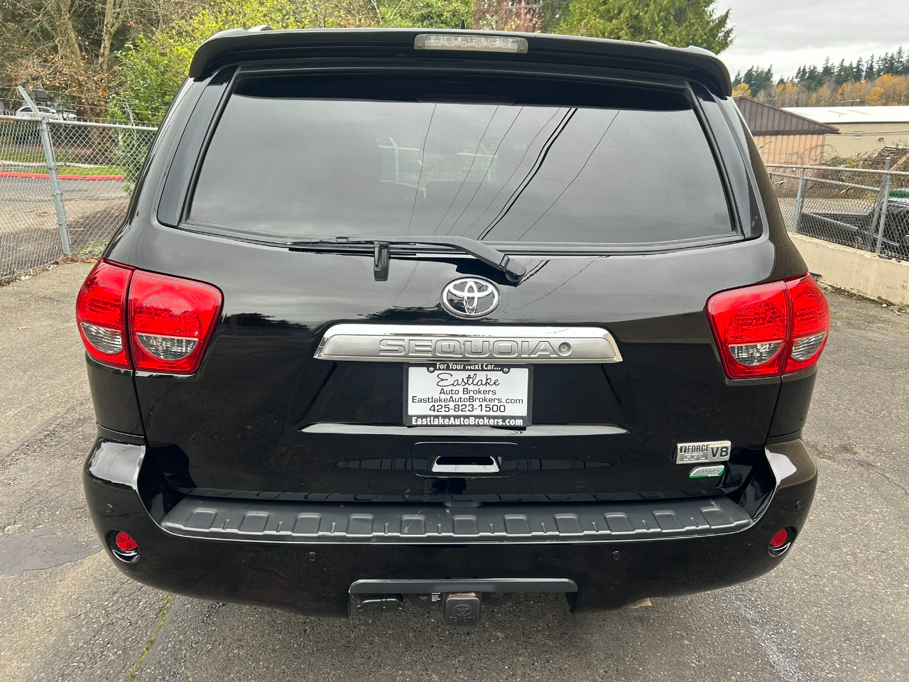 2016 Toyota Sequoia Platinum photo 4