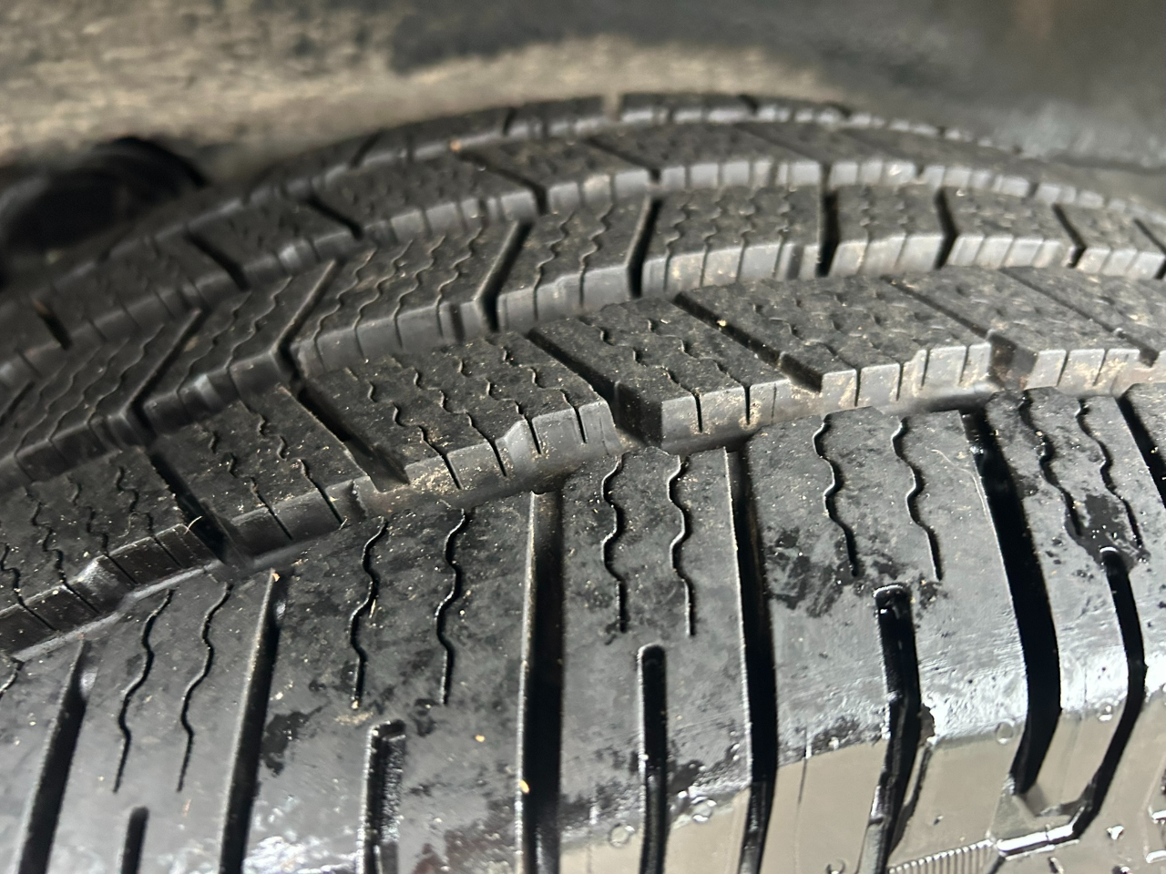 Toyota Sequoia Plantium 4WD FFV 2016